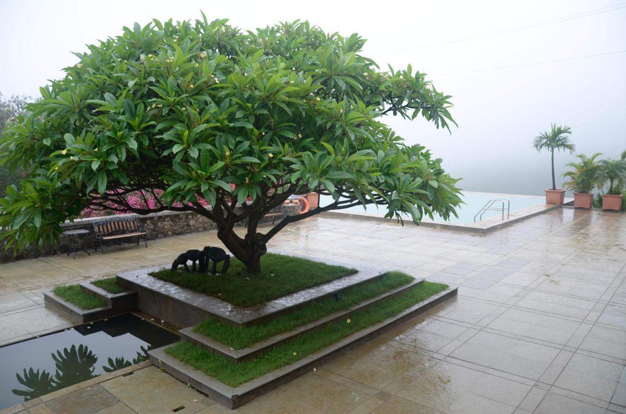 Manas Resort With Petting Zoo, Igatpuri Kültér fotó